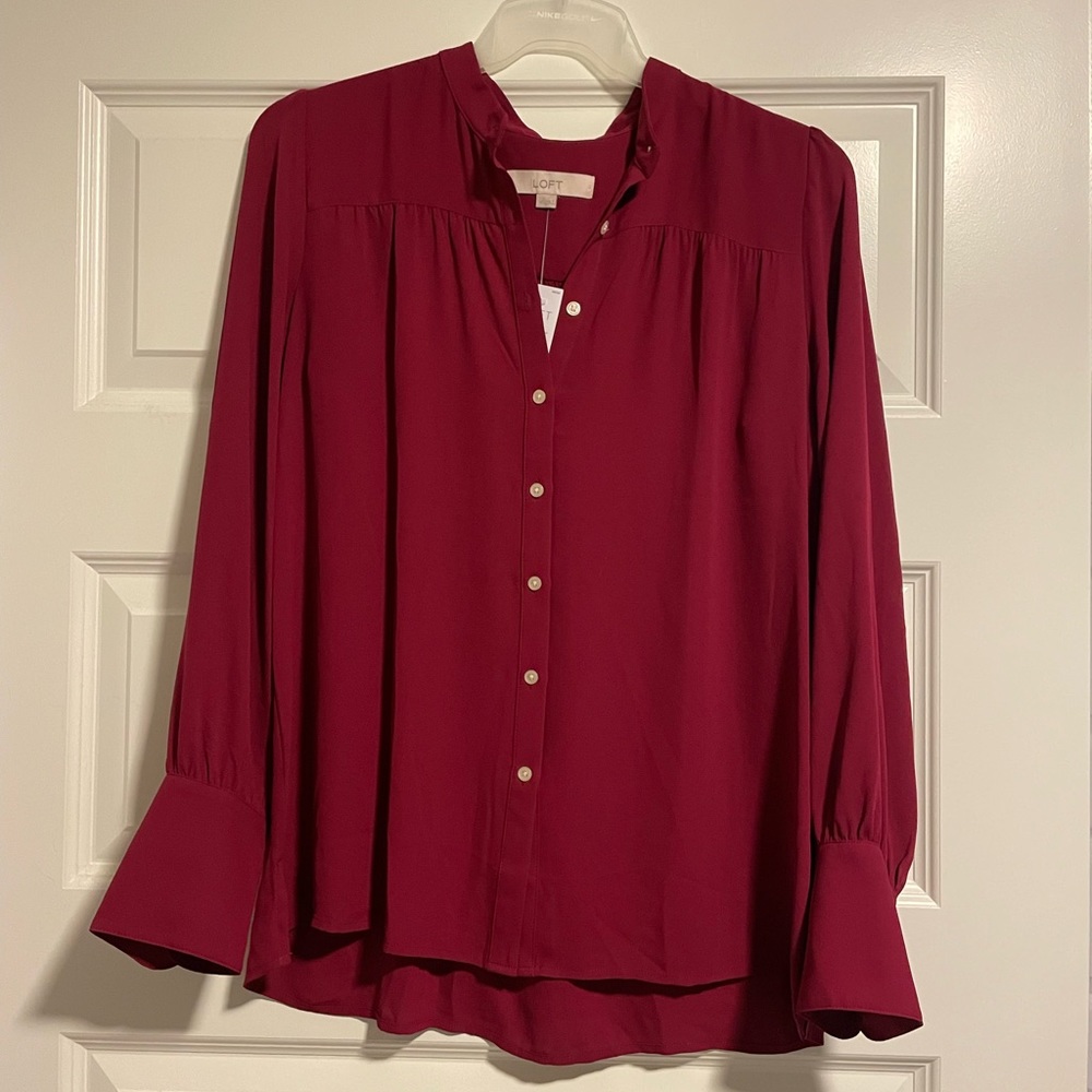 NWT - Ann Taylor Loft Blouse - Burgundy - Medium